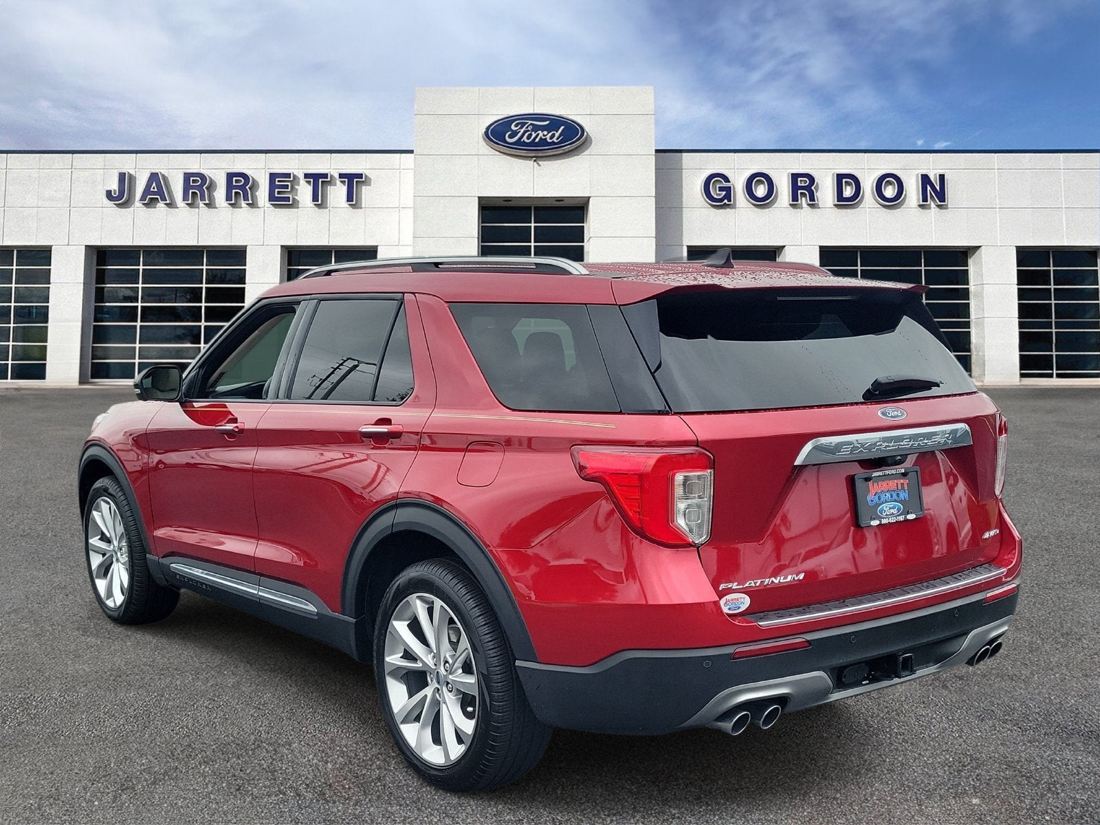 2023 Ford Explorer Platinum