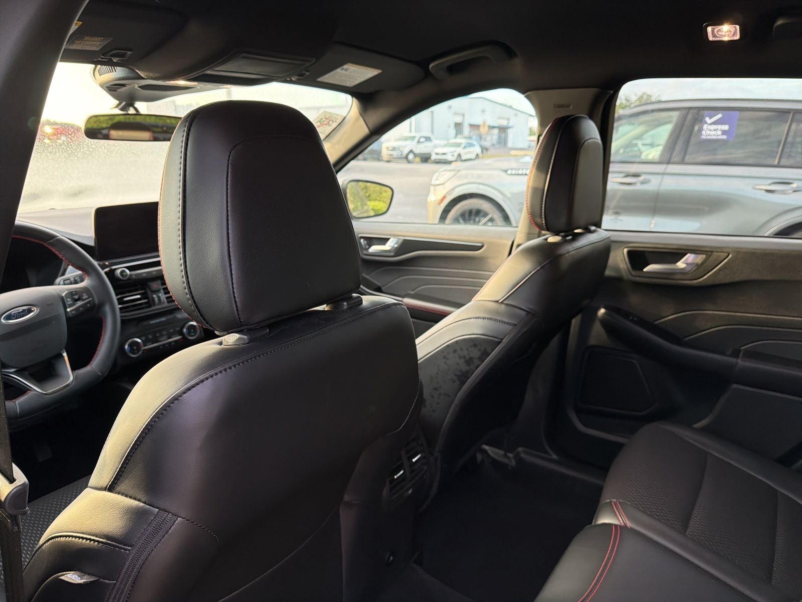 2025 Ford Escape Hybrid ST-Line Select