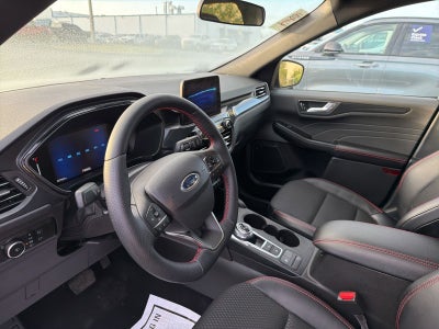 2025 Ford Escape Hybrid ST-Line Select
