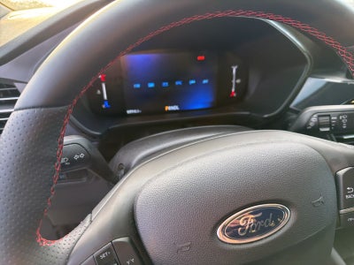 2025 Ford Escape Hybrid ST-Line Select