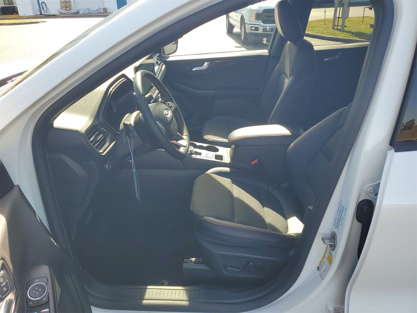 2026 Ford Escape Hybrid ST-Line Select