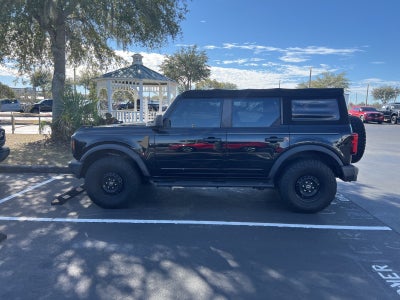 2021 Ford Bronco Base