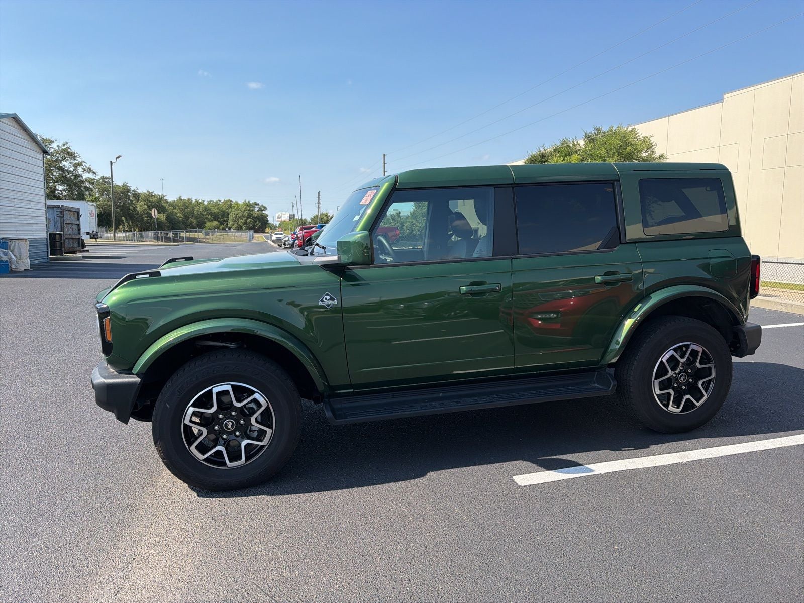 2025 Ford Bronco Outer Banks