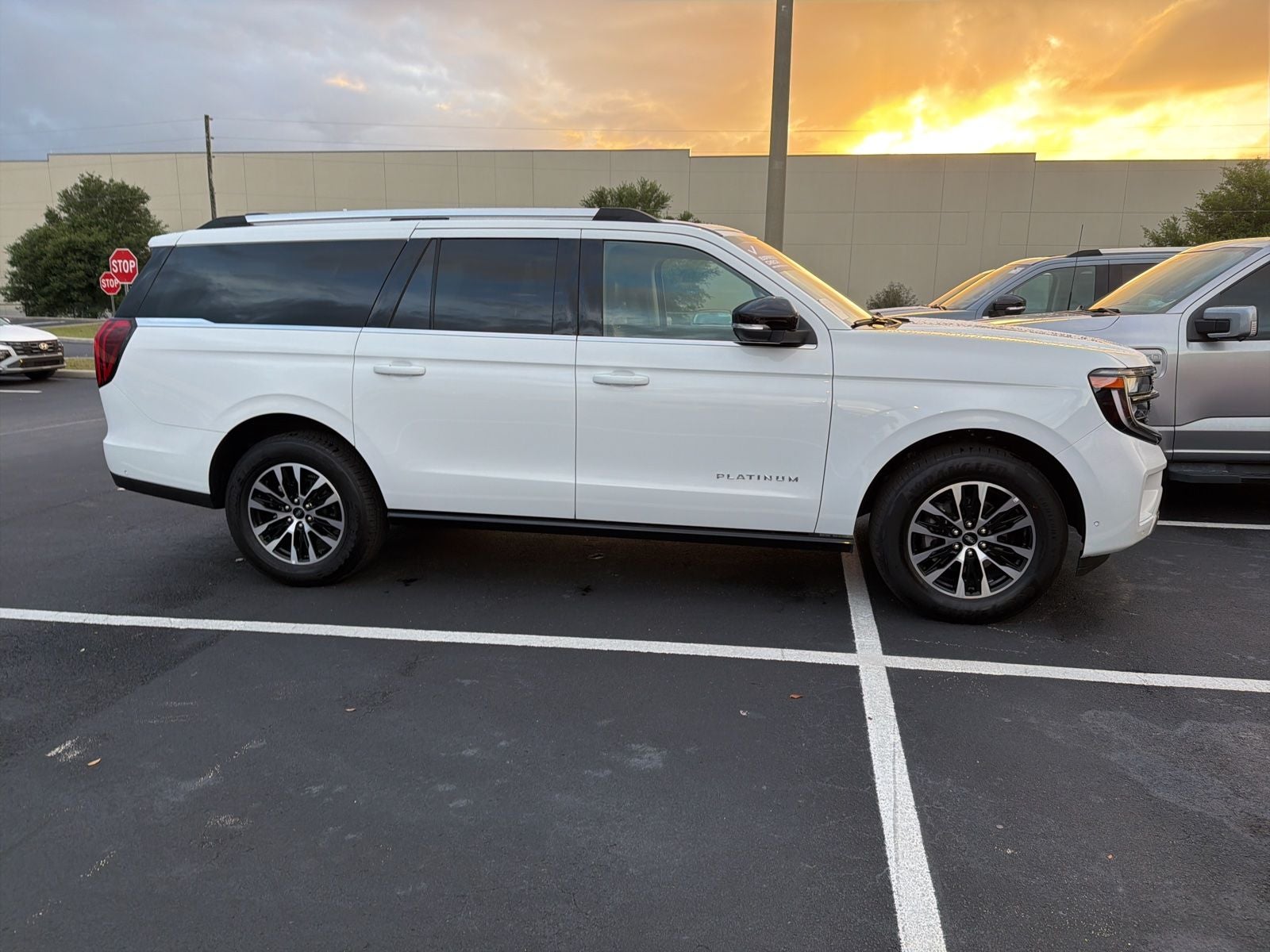 2025 Ford Expedition Max Platinum