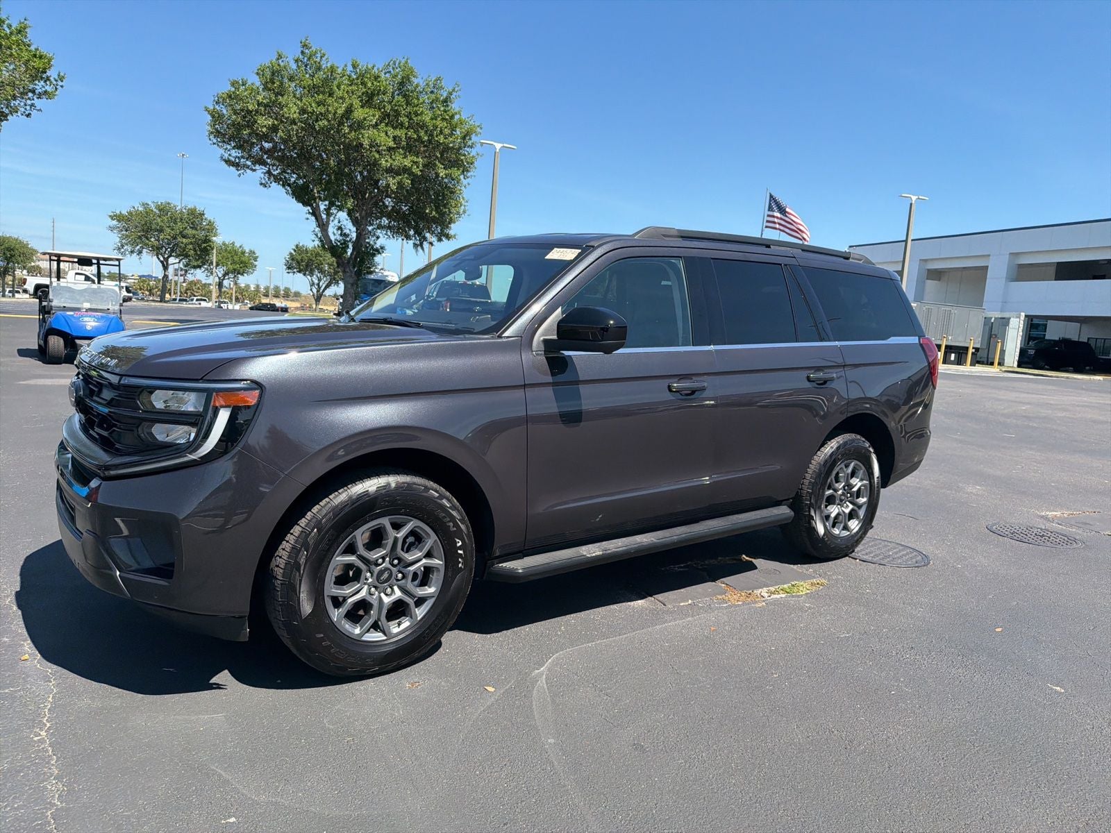 2025 Ford Expedition Active