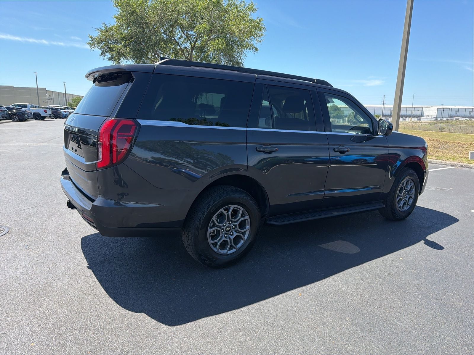 2025 Ford Expedition Active