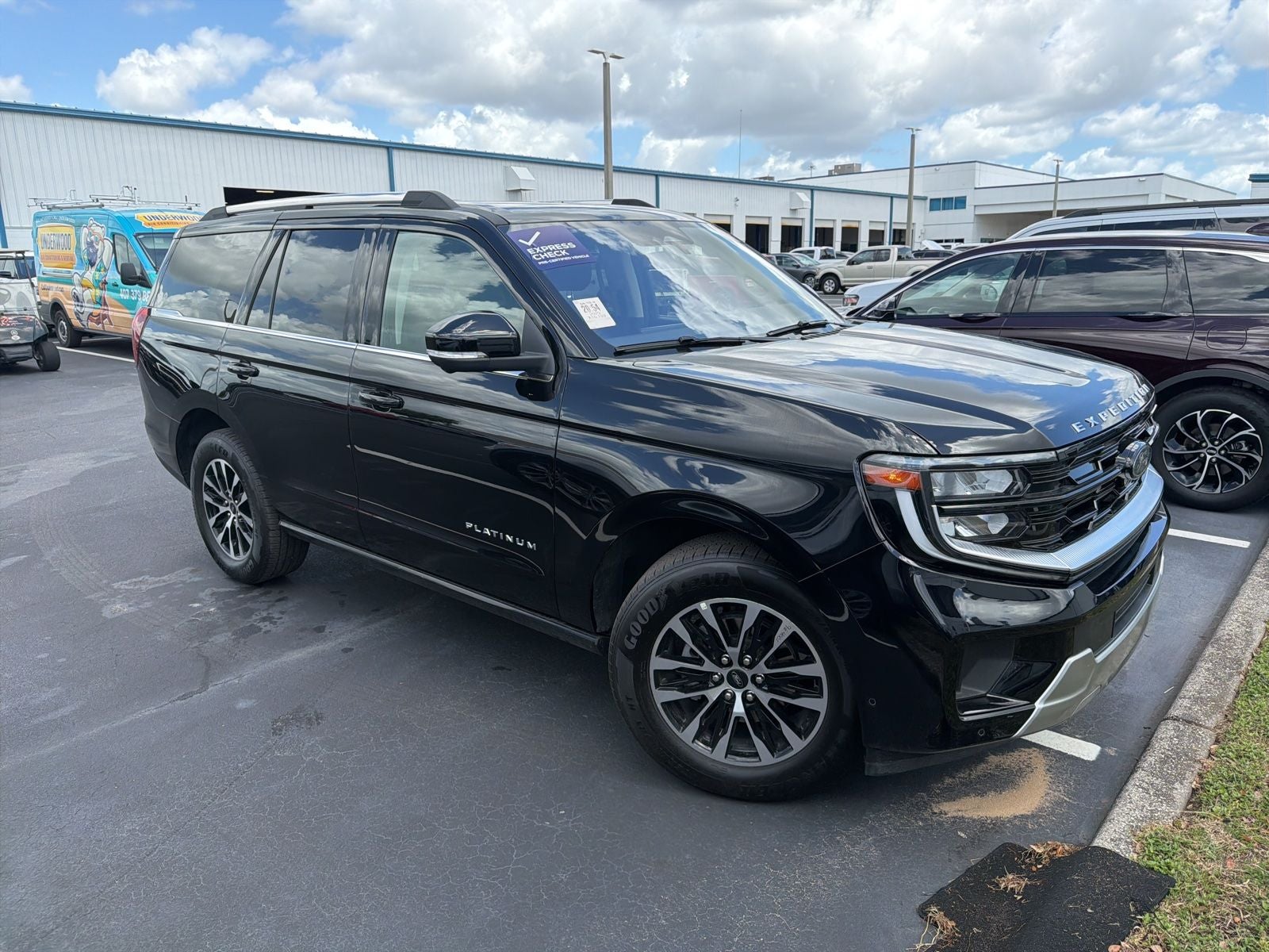 2025 Ford Expedition Platinum