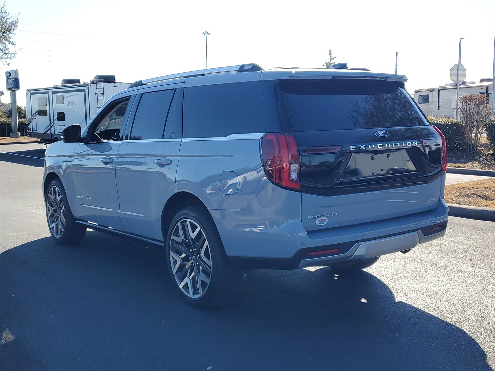 2025 Ford Expedition Platinum