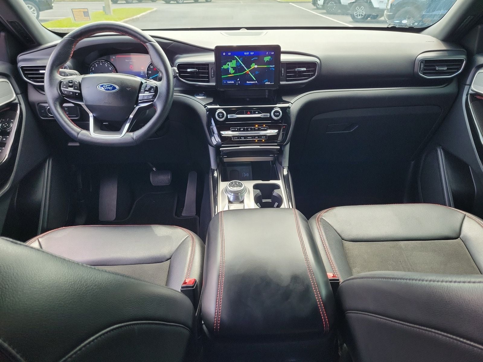 2022 Ford Explorer ST-Line