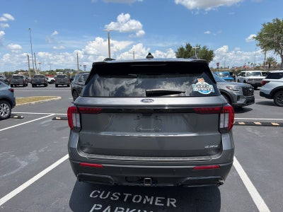 2025 Ford Explorer ST-Line