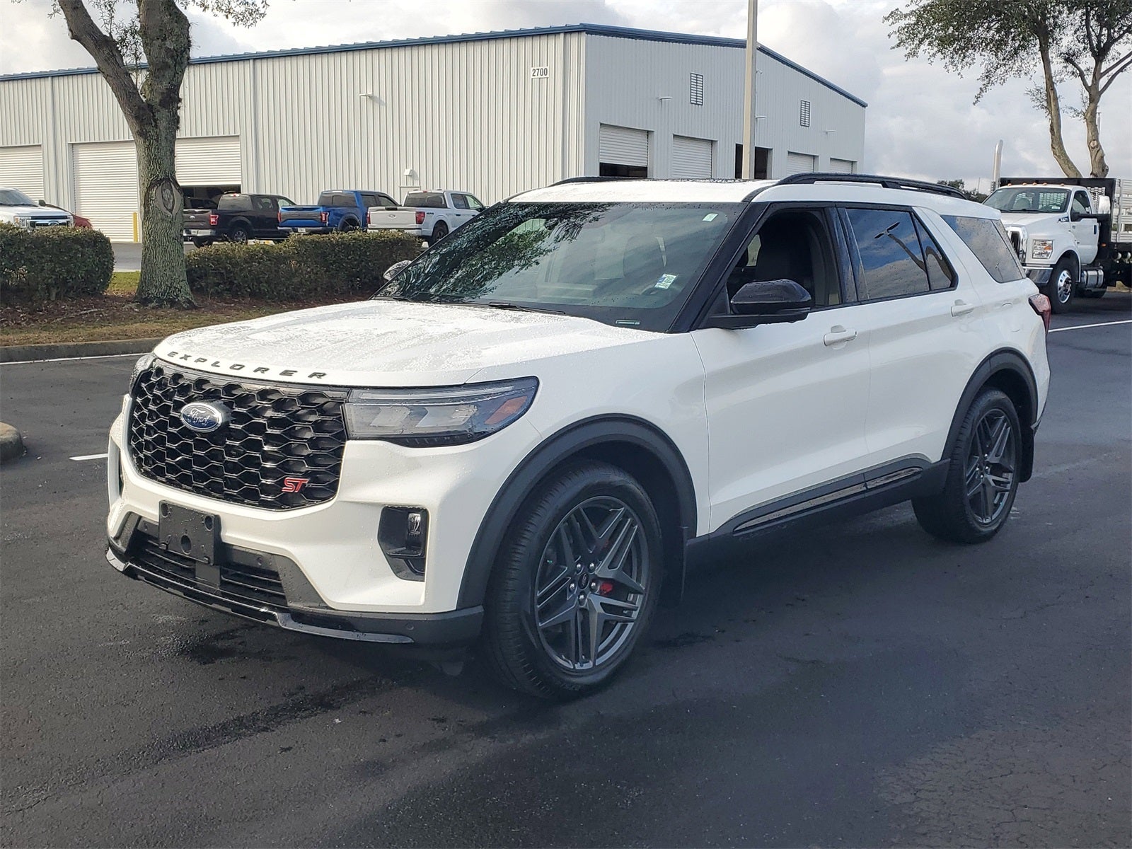 2025 Ford Explorer ST