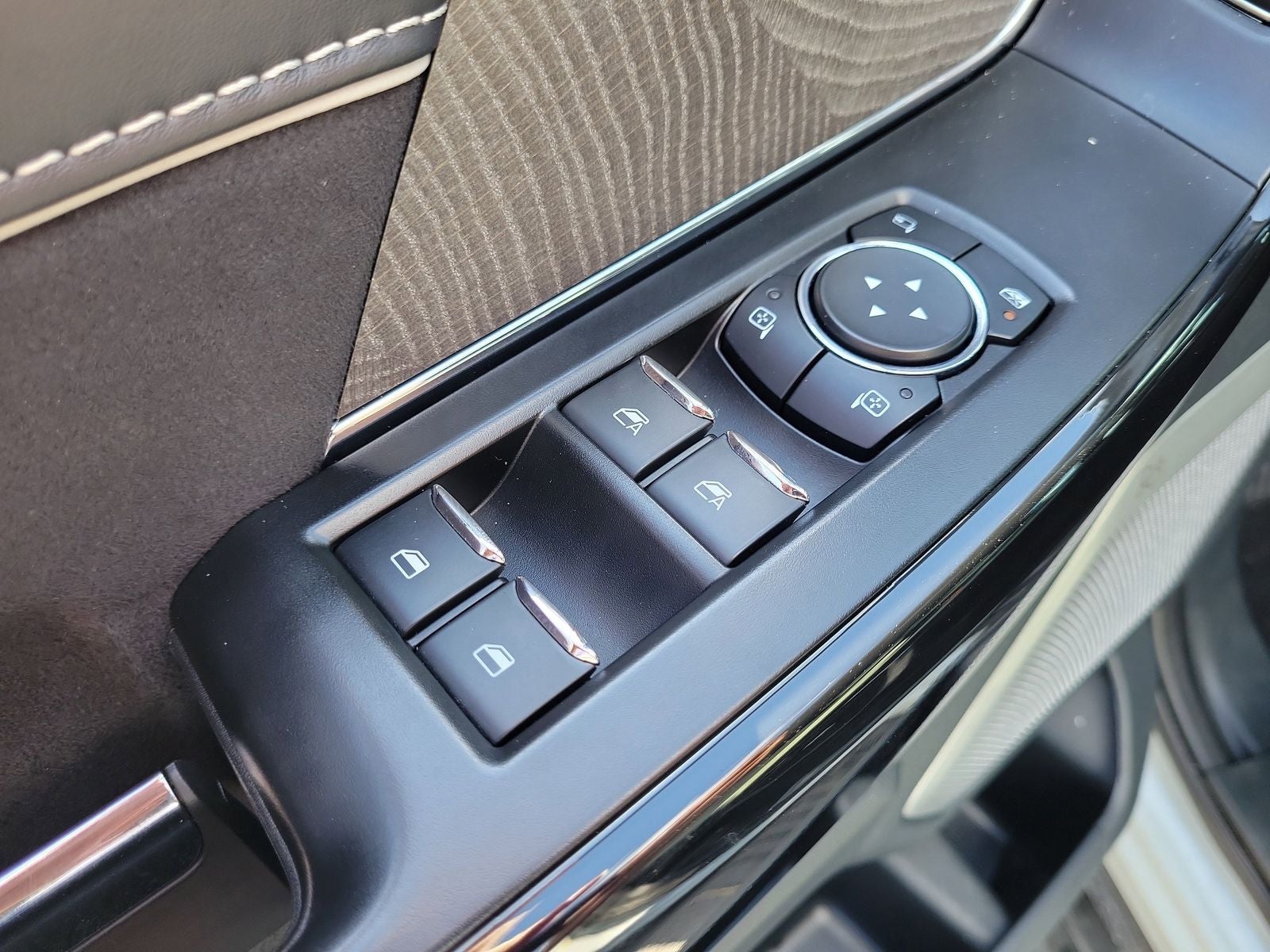 2023 Ford F-150 Lightning Platinum