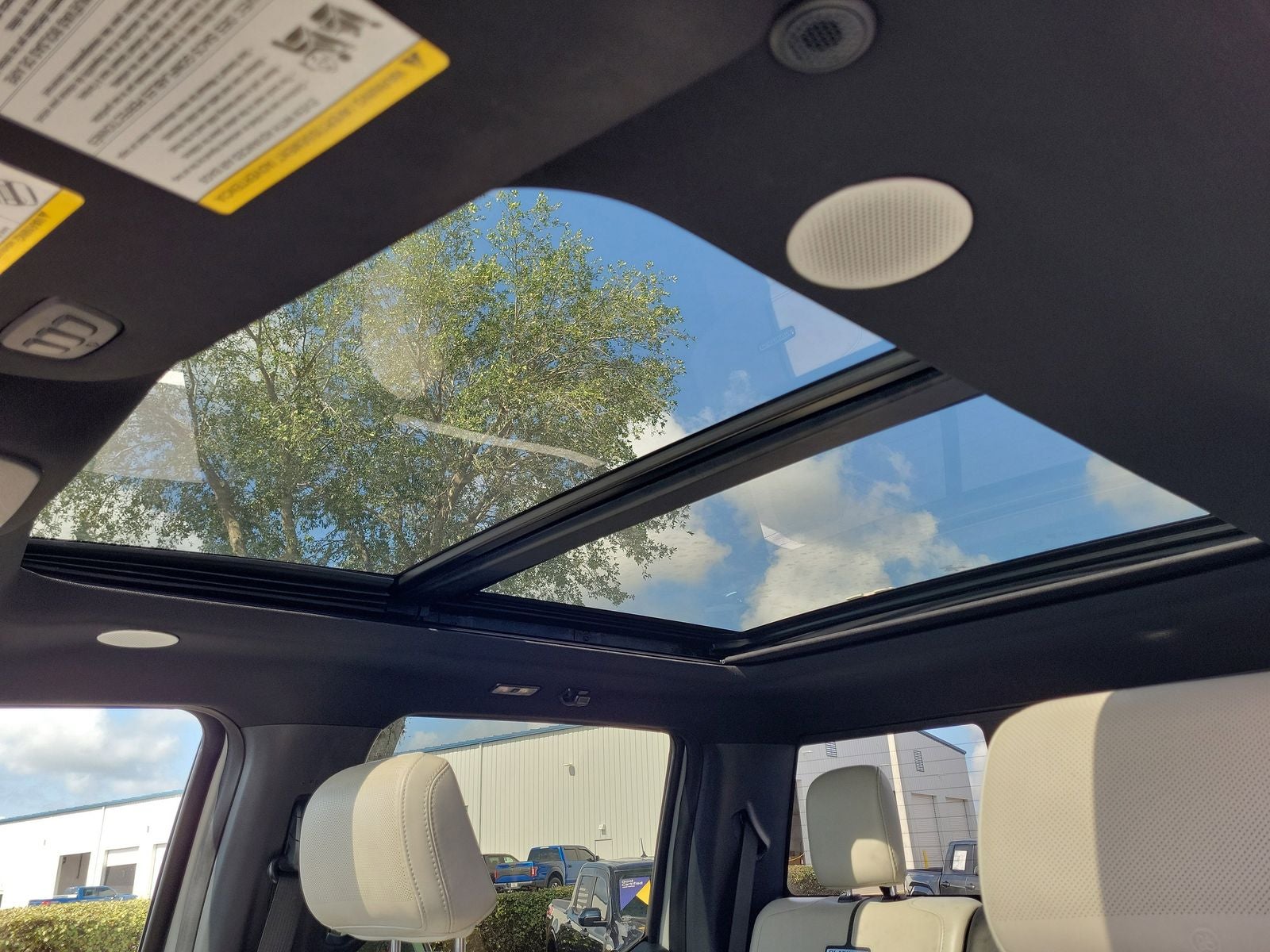 2023 Ford F-150 Lightning Platinum
