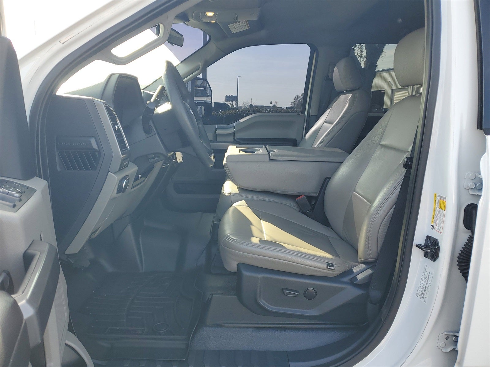 2022 Ford F-350SD XLT