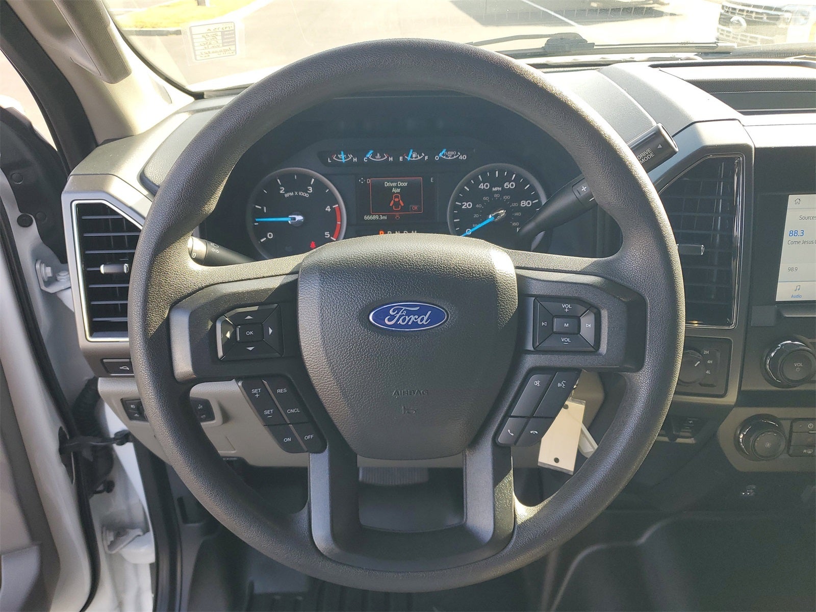 2022 Ford F-350SD XLT