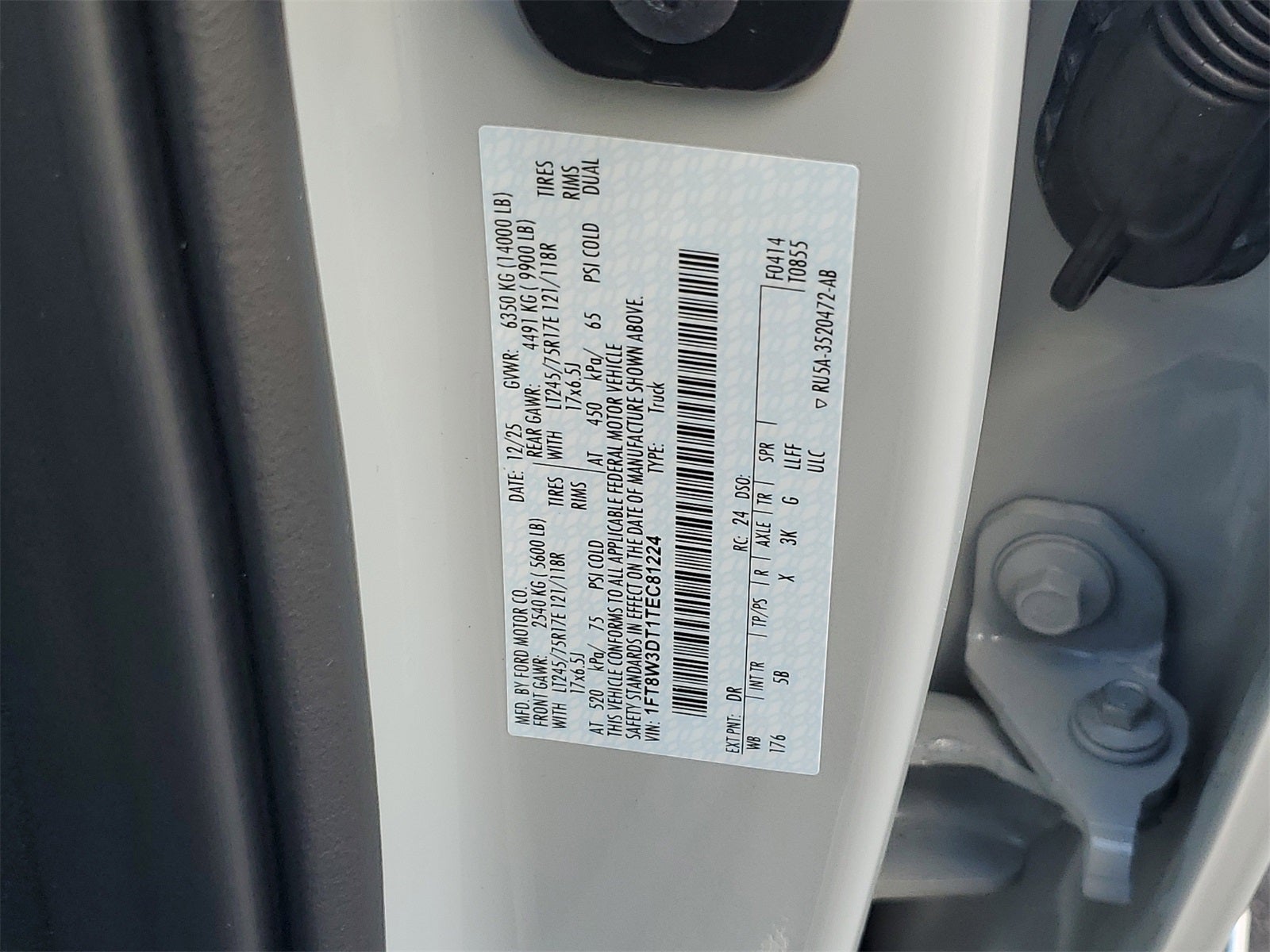 2026 Ford F-350SD Lariat DRW