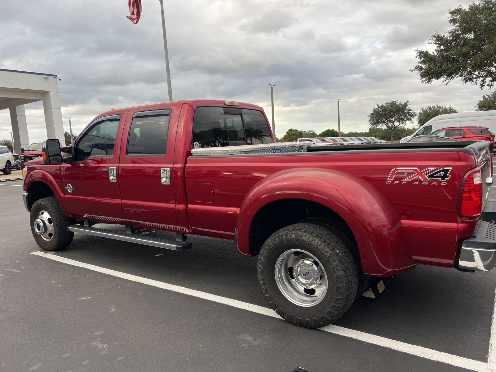 2016 Ford F-350SD Lariat DRW