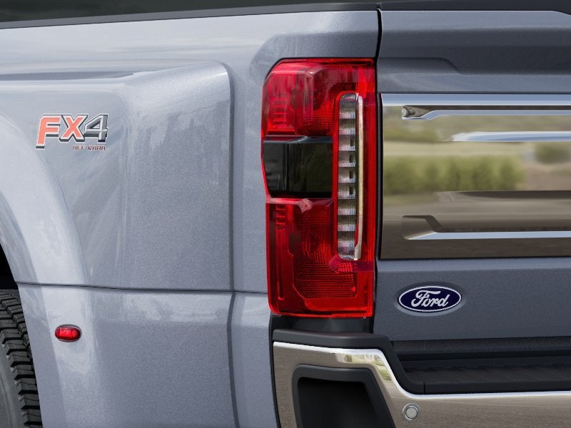 2027 Ford F-450SD King Ranch DRW