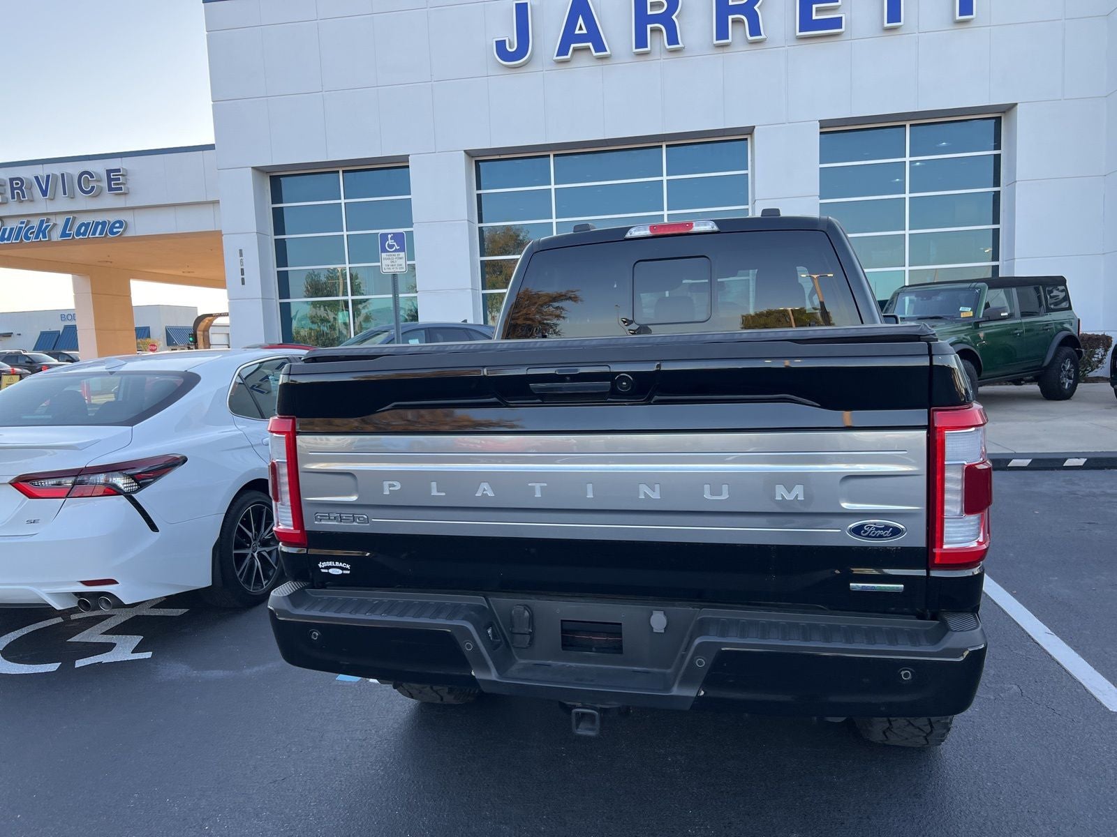 2023 Ford F-150 Platinum