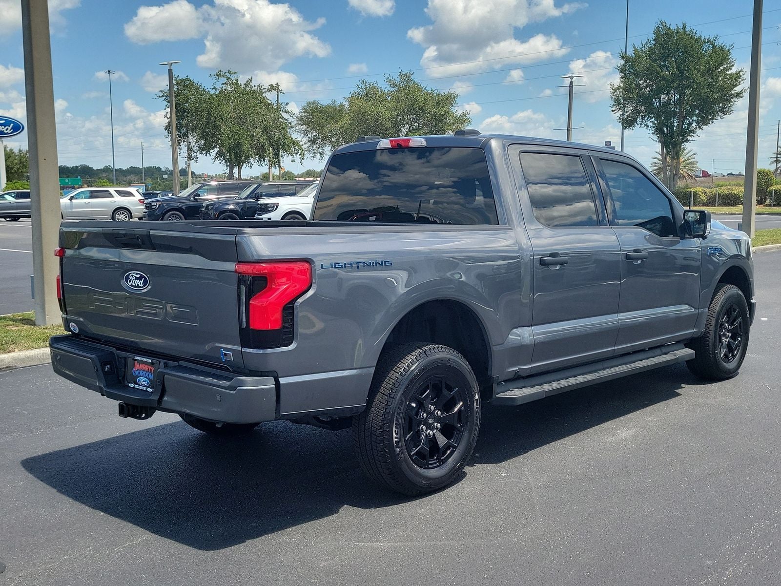 2025 Ford F-150 Lightning XLT