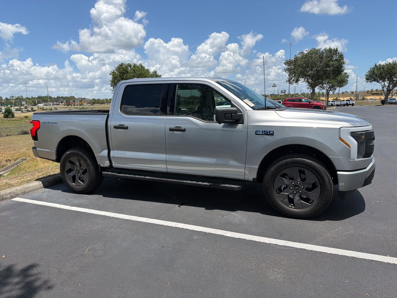 2024 Ford F-150 Lightning XLT
