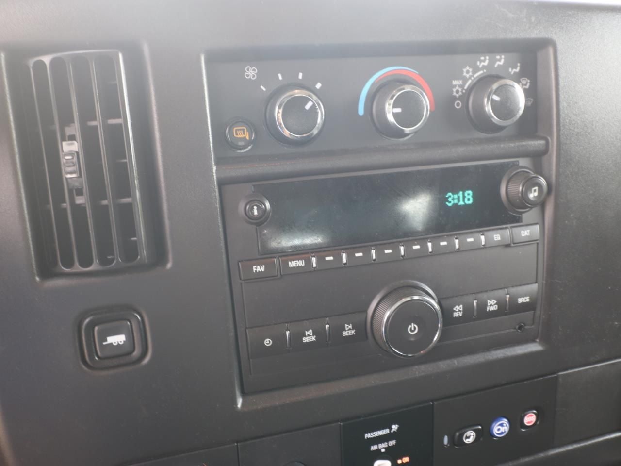 2025 Chevrolet Express 2500 Work Van Cargo