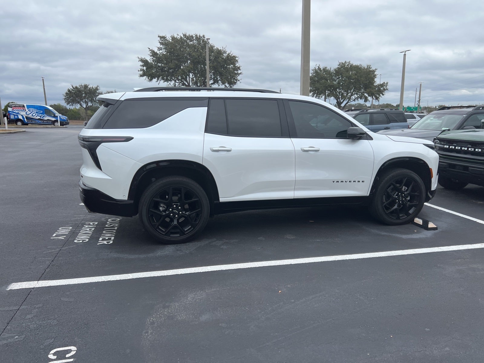 2025 Chevrolet Traverse RS