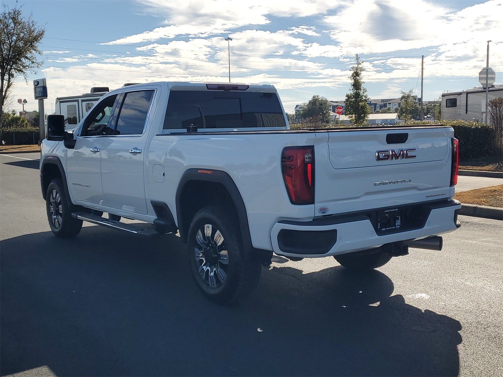 2025 GMC Sierra 2500HD Denali