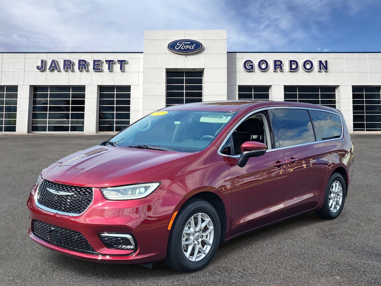 2023 Chrysler Pacifica Touring L