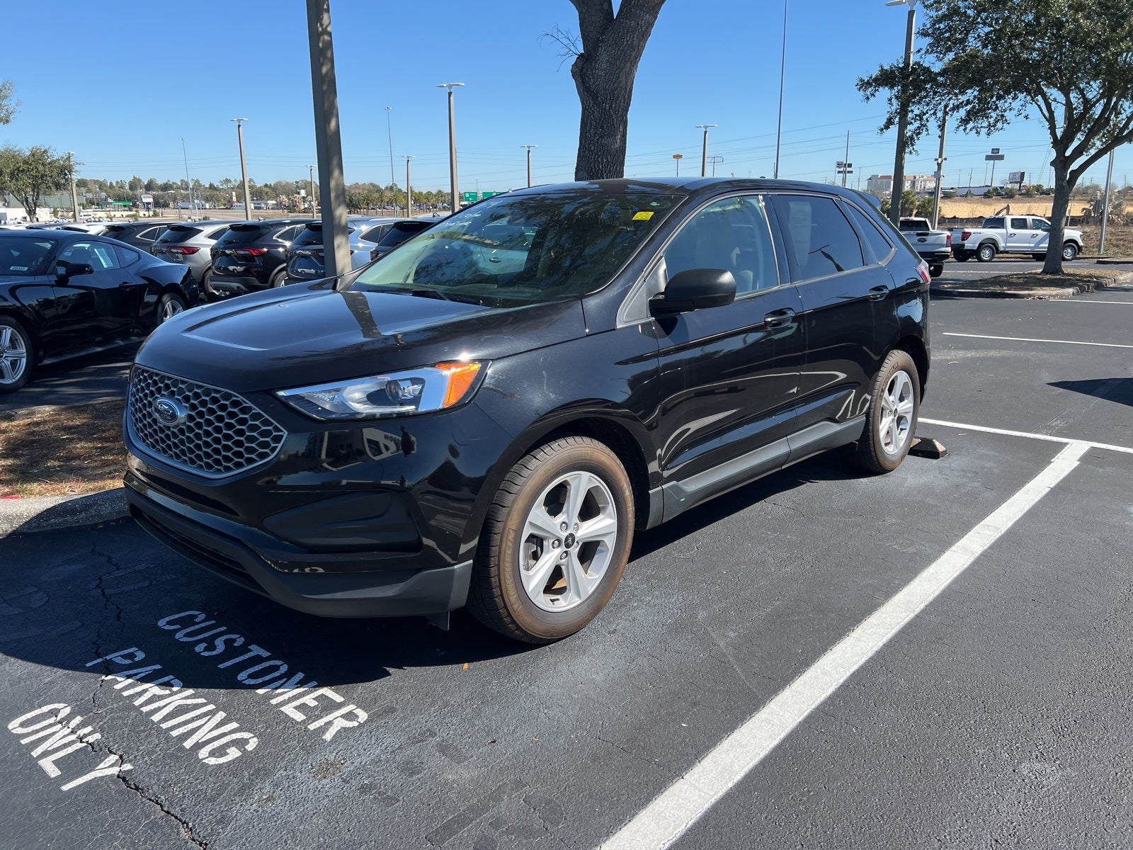 2024 Ford Edge SE