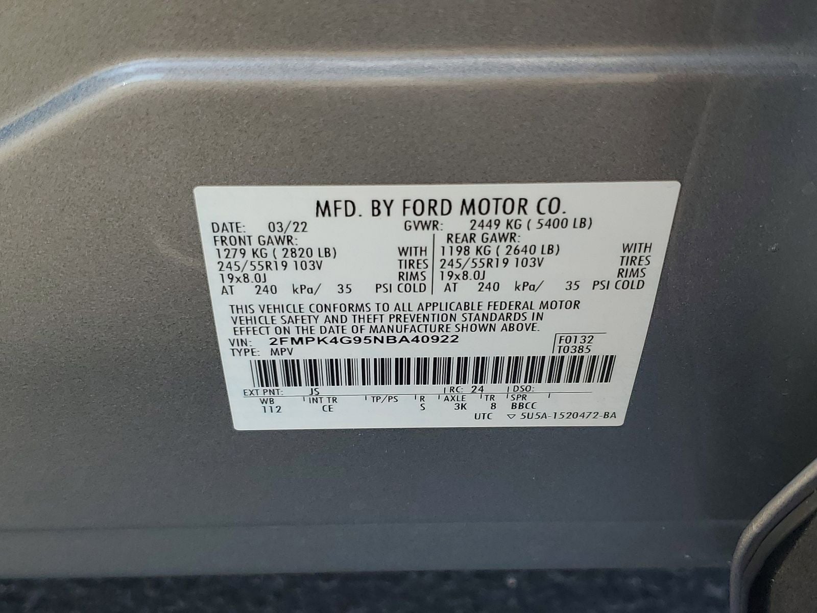 2022 Ford Edge SE
