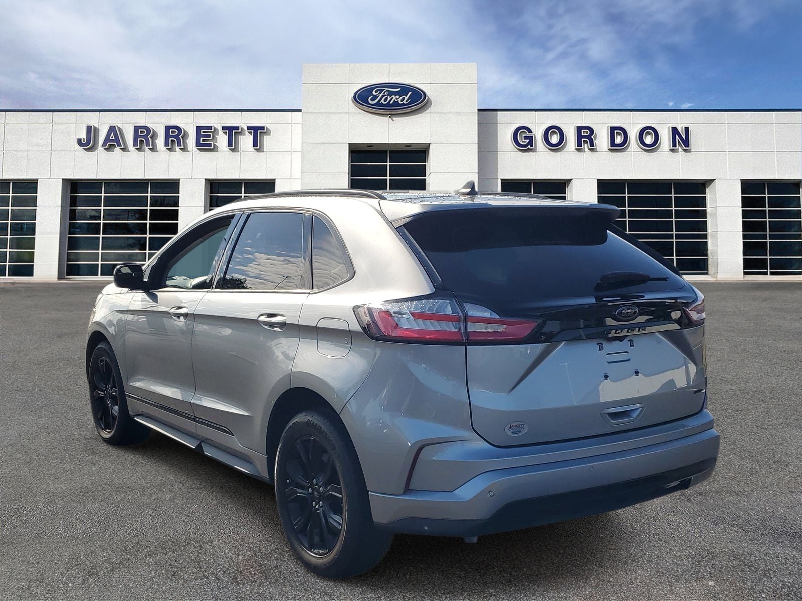2022 Ford Edge SE