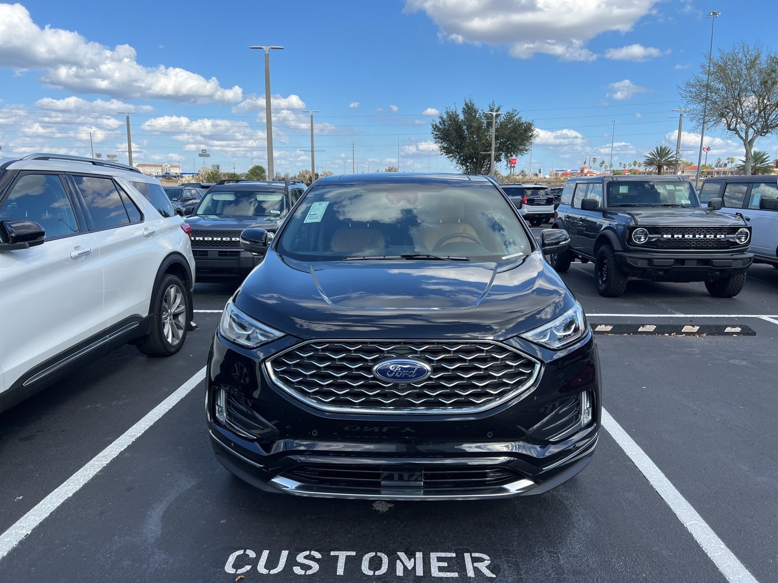 2024 Ford Edge Titanium