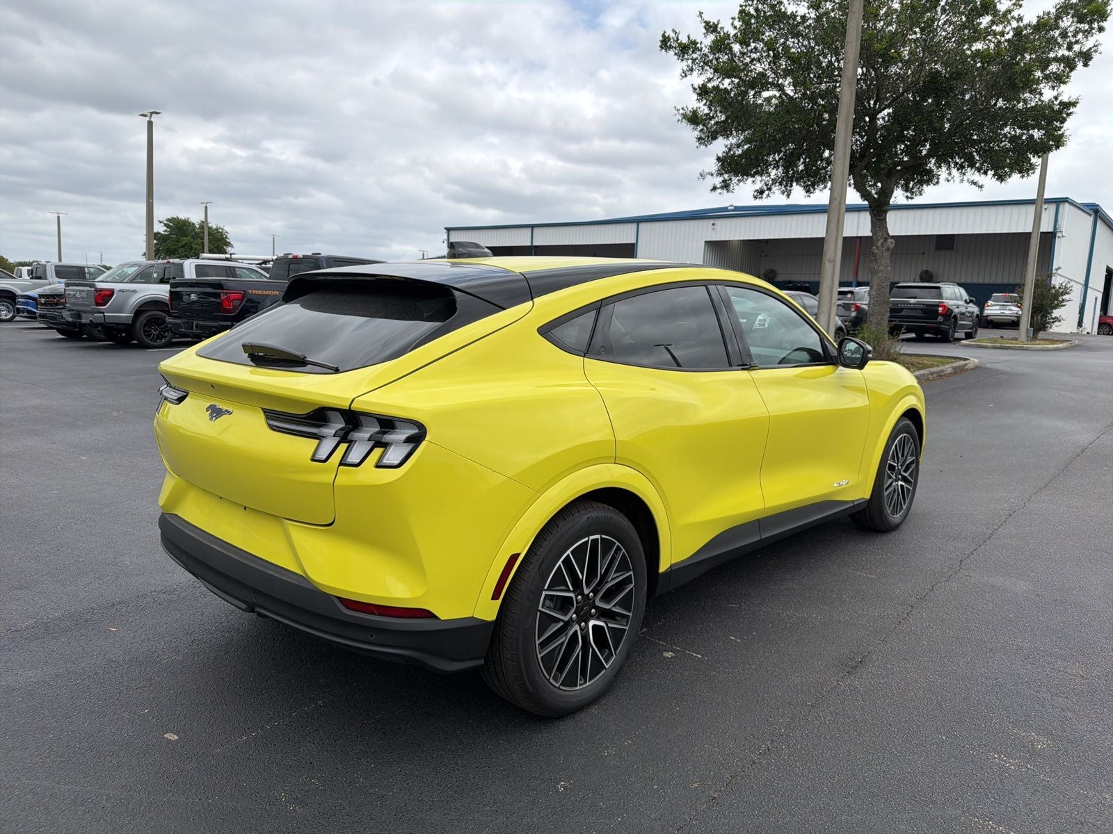 2025 Ford Mustang Mach-E Premium