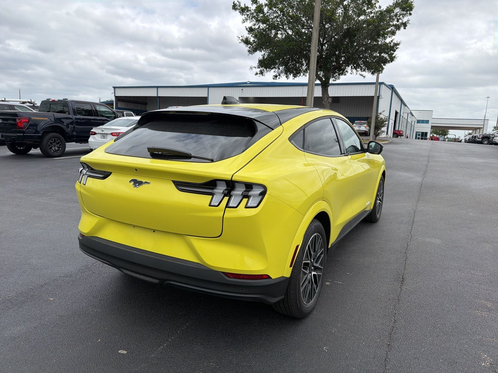 2025 Ford Mustang Mach-E Premium