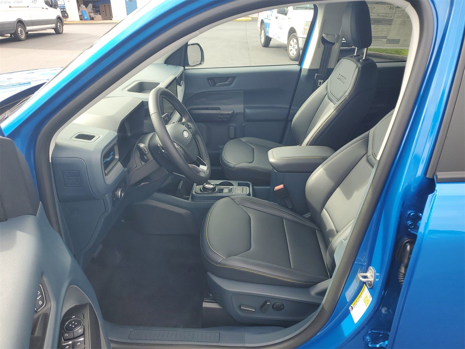 2025 Ford Maverick Lobo Standard