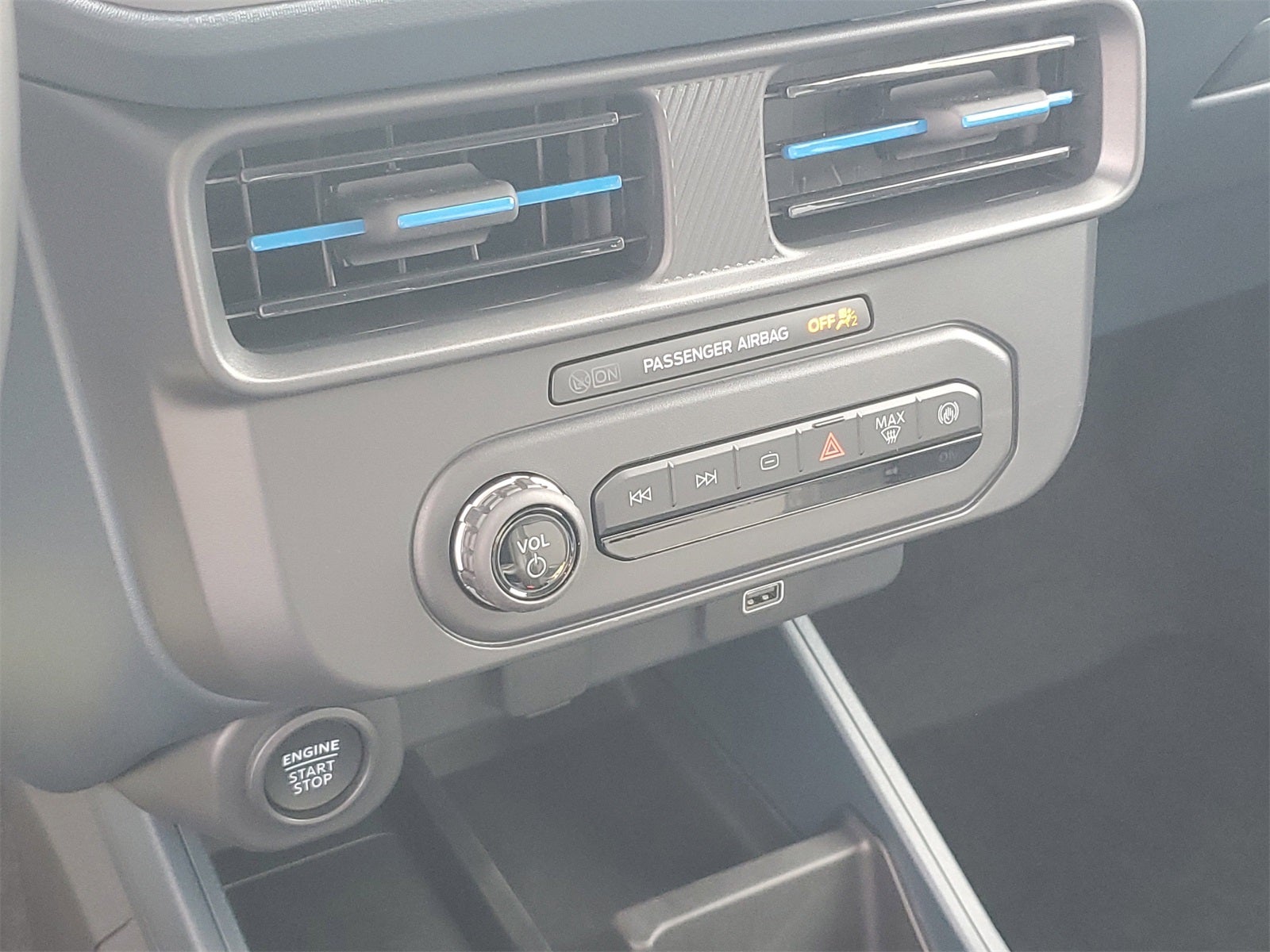 2025 Ford Maverick Lobo Standard