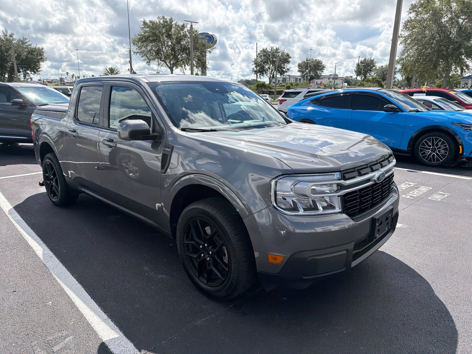 2023 Ford Maverick Lariat