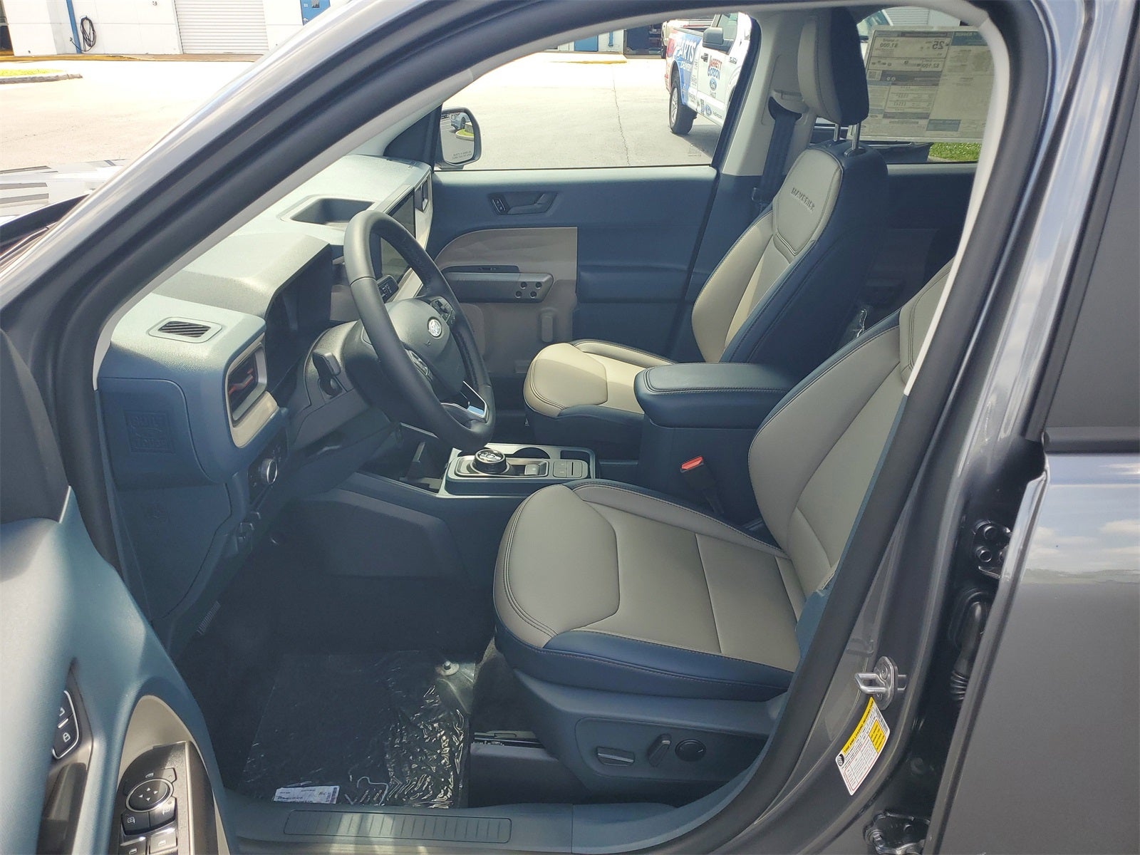 2025 Ford Maverick Lariat