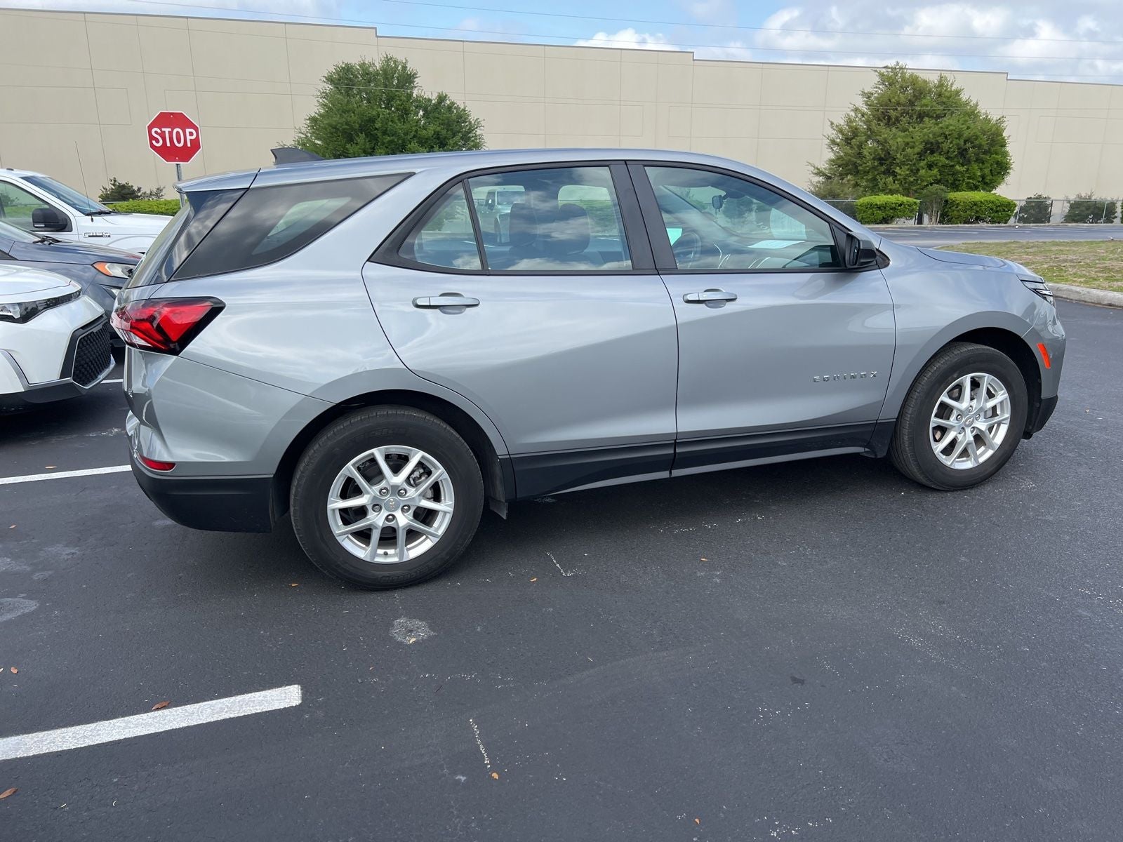 2024 Chevrolet Equinox LS