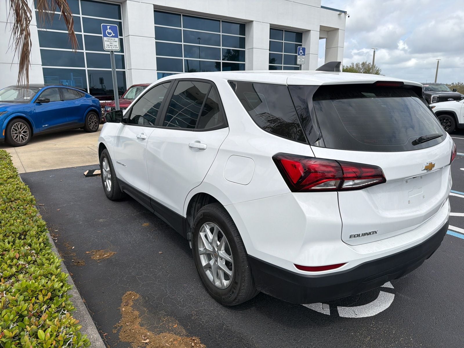 2024 Chevrolet Equinox LS