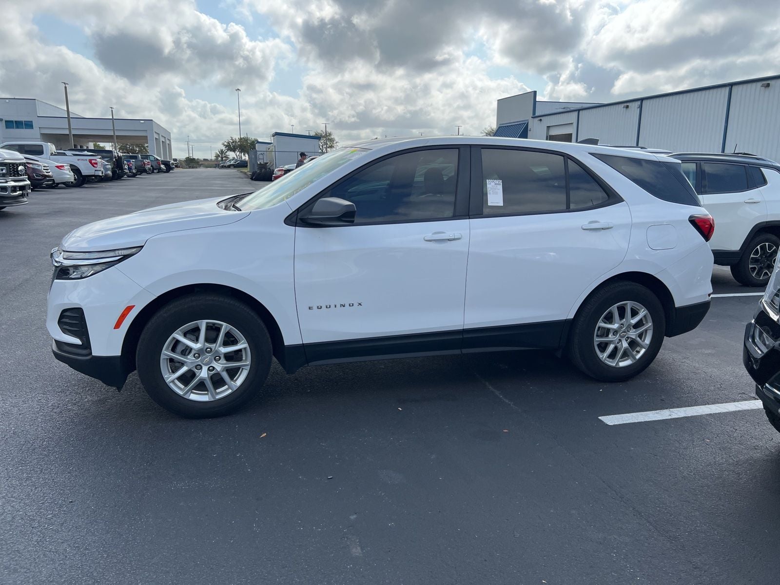 2024 Chevrolet Equinox LS