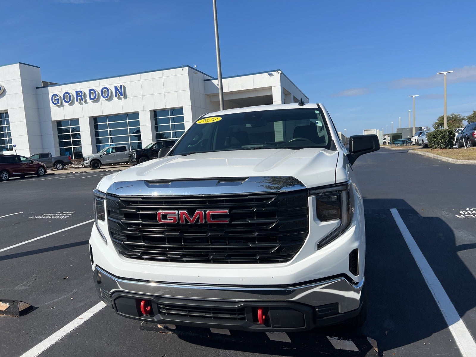 2024 GMC Sierra 1500 Pro