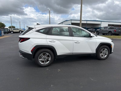 2025 Hyundai Tucson SE