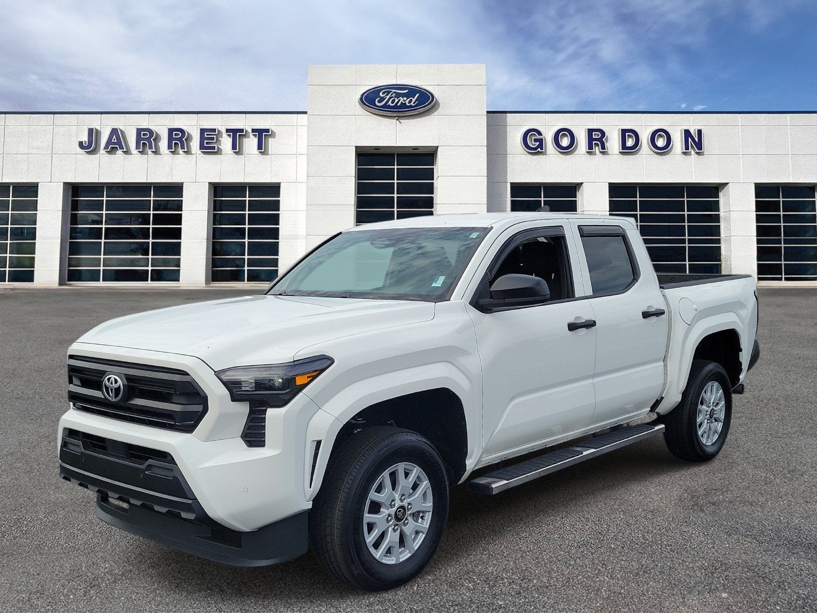 2025 Toyota Tacoma SR
