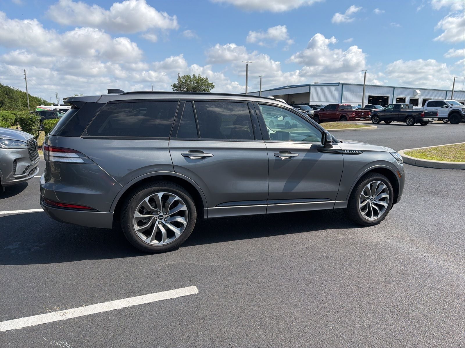 2025 Lincoln Aviator Premiere