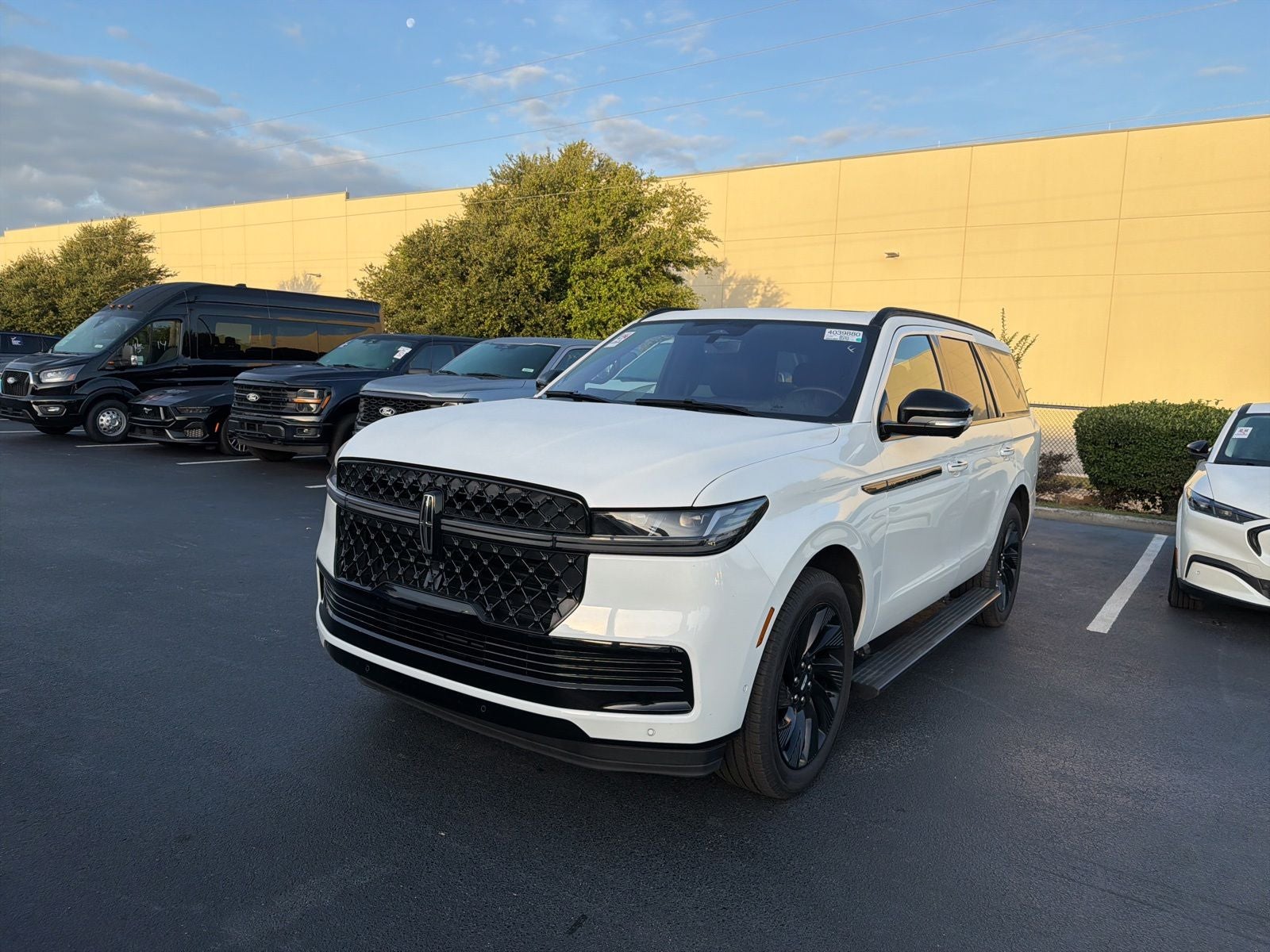 2025 Lincoln Navigator Reserve