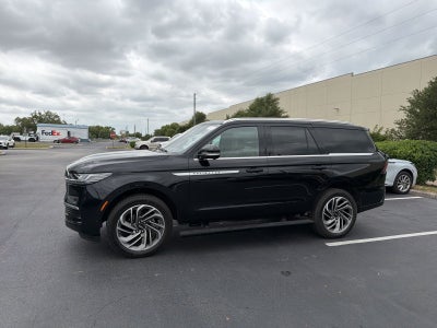 2025 Lincoln Navigator Reserve