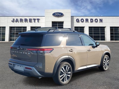 2023 Nissan Pathfinder Platinum