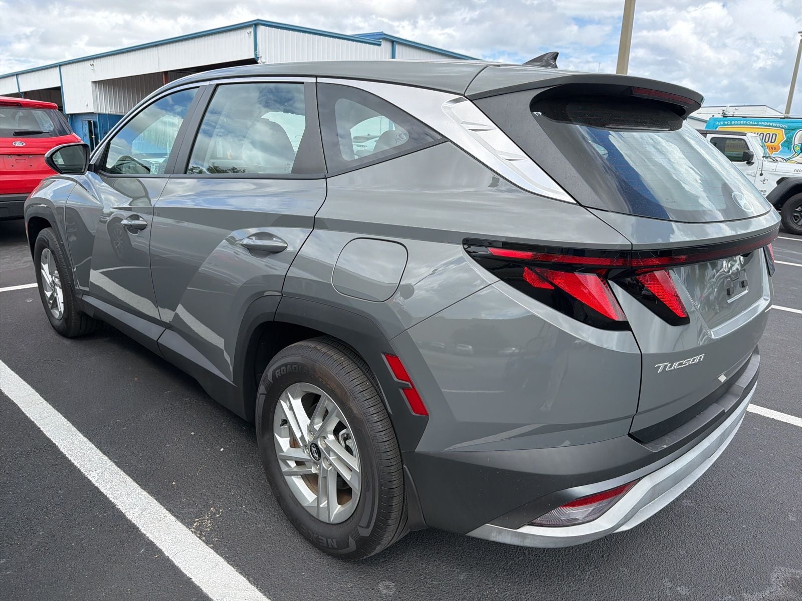 2025 Hyundai Tucson SE